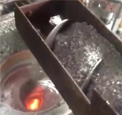 Melting Aluminum Chips For Making Ingot